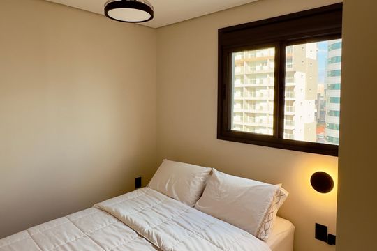Quarto de apartamento à venda com 1 quarto, 25m² em Pinheiros, São Paulo