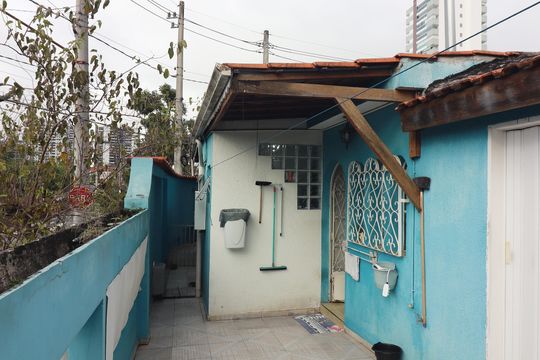 Quintal de casa à venda com 2 quartos, 147m² em Jardim Copacabana, São Bernardo do Campo