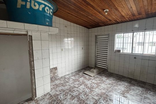 Área de Serviço de casa para alugar com 2 quartos, 125m² em Vila Sao Pedro, Santo André