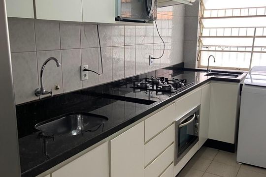 Cozinha de apartamento à venda com 2 quartos, 52m² em Sarandi, Porto Alegre