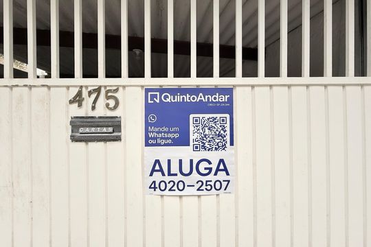Placa de casa para alugar com 4 quartos, 160m² em Chácara Santo Antônio (zona Sul), São Paulo