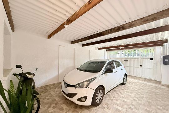 Garagem de casa para alugar com 4 quartos, 160m² em Chácara Santo Antônio (zona Sul), São Paulo