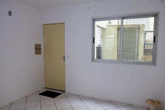 Apartamento à venda com 2 quartos, 48m² em Ayrosa, Osasco
