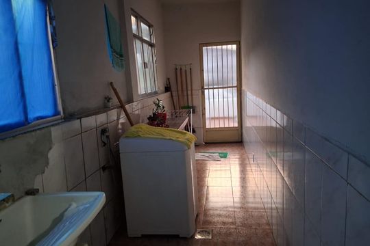 Casa para alugar com 2 quartos, 175m² em Ambaí, Nova Iguaçu