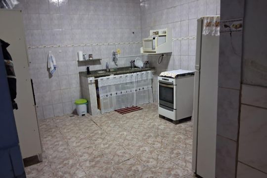Casa para alugar com 2 quartos, 175m² em Ambaí, Nova Iguaçu