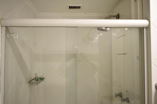 Banheiro de kitnet/studio para alugar com 1 quarto, 30m² em Jardim Paulista, São Paulo