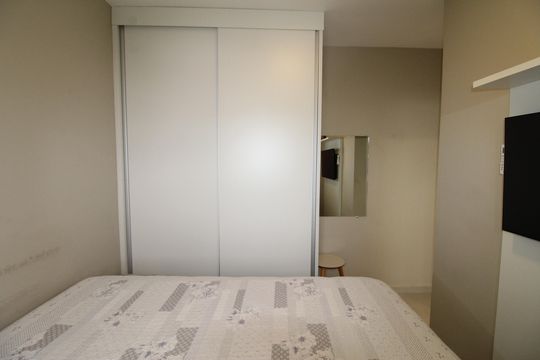 Suíte de apartamento para alugar com 2 quartos, 52m² em Colinas do Paratehy, São José dos Campos