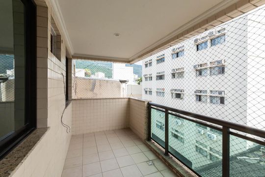 Varanda da Sala de apartamento à venda com 3 quartos, 210m² em Tijuca, Rio de Janeiro
