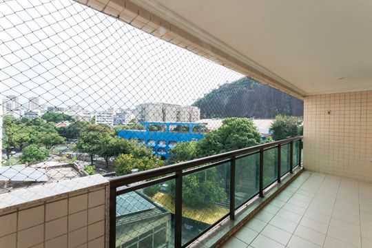 Varanda da Sala de apartamento à venda com 3 quartos, 210m² em Tijuca, Rio de Janeiro