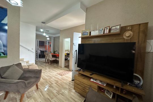 Sala de casa à venda com 3 quartos, 110m² em Jardim Paulista, Barueri