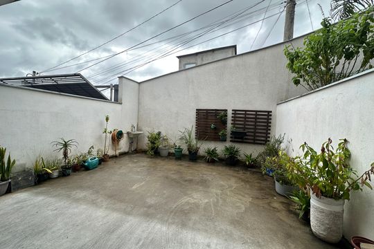 Garagem de casa à venda com 3 quartos, 110m² em Jardim Paulista, Barueri