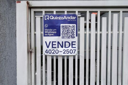 Placa de casa de condomínio para alugar com 2 quartos, 151m² em Vila Marari, São Paulo