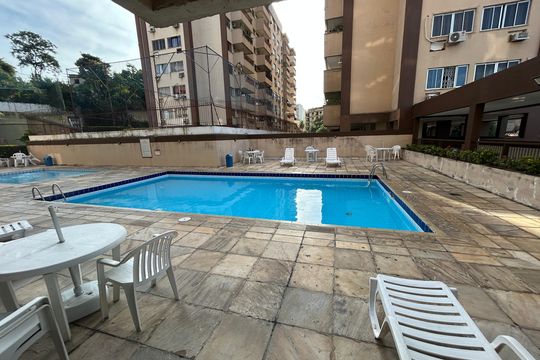 Área comum - Piscina de apartamento à venda com 3 quartos, 90m² em Lins de Vasconcelos, Rio de Janeiro
