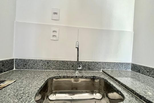 Cozinha de kitnet/studio à venda com 1 quarto, 20m² em Vila Clementino, São Paulo