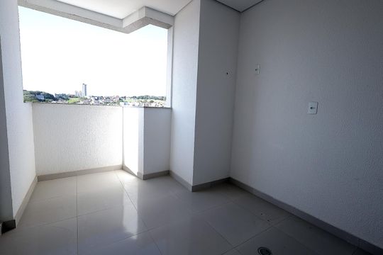 Sacada de apartamento à venda com 2 quartos, 54m² em Vila Pires, Santo André