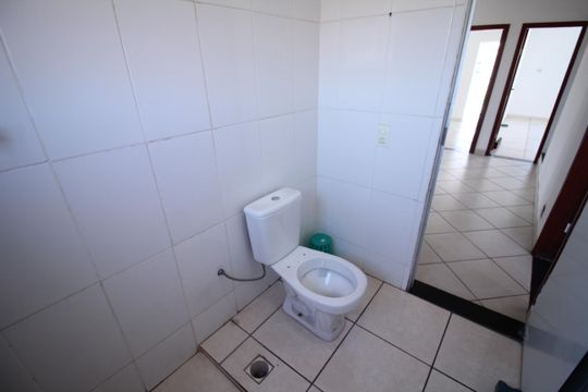 Banheiro 2 de casa para alugar com 4 quartos, 200m² em Bairro da Glória, Contagem
