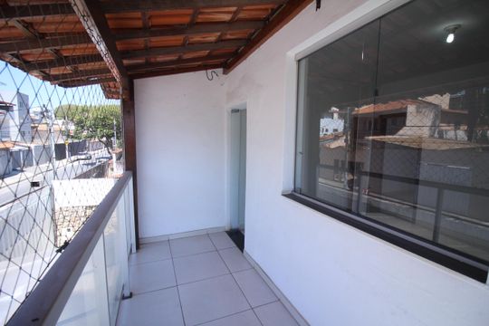 Varanda Quarto 2 de casa para alugar com 4 quartos, 200m² em Bairro da Glória, Contagem