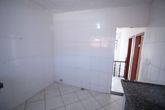 Cozinha e Área de Serviço de casa para alugar com 4 quartos, 200m² em Bairro da Glória, Contagem