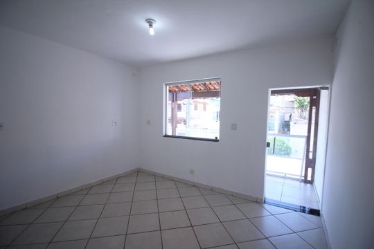 Quarto 2 de casa para alugar com 4 quartos, 200m² em Bairro da Glória, Contagem