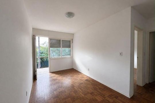 Sala de apartamento para alugar com 1 quarto, 48m² em Passo d’Areia, Porto Alegre