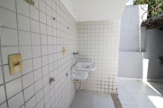 Área de Serviço de casa para alugar com 4 quartos, 250m² em Tanque, Rio de Janeiro