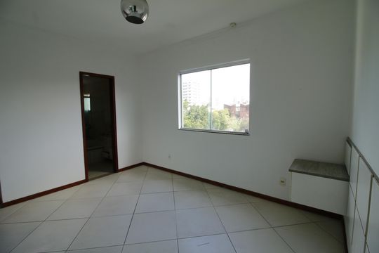 Suíte de casa para alugar com 4 quartos, 250m² em Tanque, Rio de Janeiro