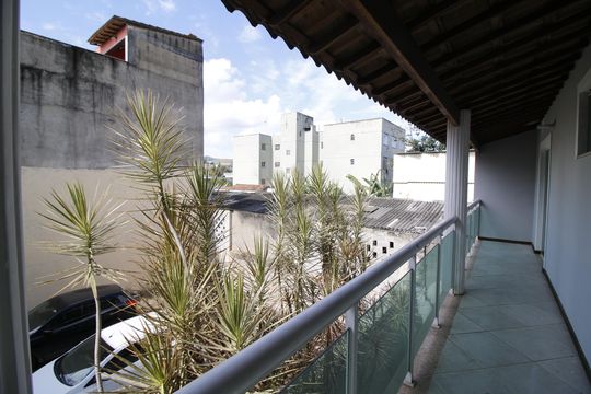 Varanda do quarto 1 e 2 de casa para alugar com 4 quartos, 250m² em Tanque, Rio de Janeiro