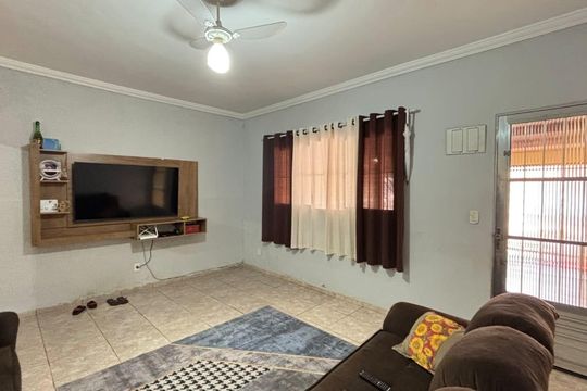 Sala de casa à venda com 2 quartos, 125m² em Parque Silva Azevedo (Nova Veneza), Sumaré