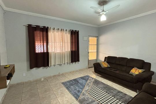 Casa à venda com 2 quartos, 125m² em Parque Silva Azevedo (Nova Veneza), Sumaré