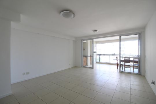 Sala de apartamento à venda com 4 quartos, 169m² em Barra Olímpica, Rio de Janeiro