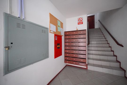 Hall de entrada de apartamento para alugar com 1 quarto, 58m² em Ipiranga, São José