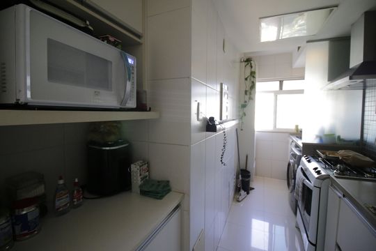 Cozinha de apartamento à venda com 3 quartos, 120m² em Barra Olímpica, Rio de Janeiro