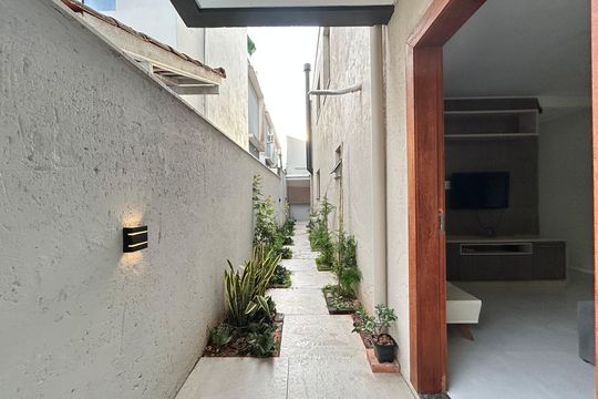Jardim de casa para alugar com 3 quartos, 100m² em Campeche Central, Florianópolis