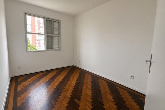 Quarto de apartamento para alugar com 1 quarto, 48m² em Menino Deus, Porto Alegre