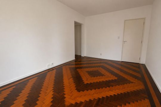 Sala de apartamento para alugar com 1 quarto, 48m² em Menino Deus, Porto Alegre