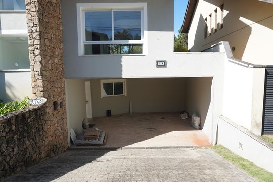 Garagem de casa de condomínio para alugar com 2 quartos, 450m² em Alphaville, Santana de Parnaíba