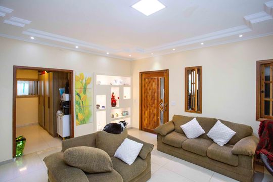 Sala Casa 1 de casa à venda com 4 quartos, 650m² em Sete Praias, Diadema
