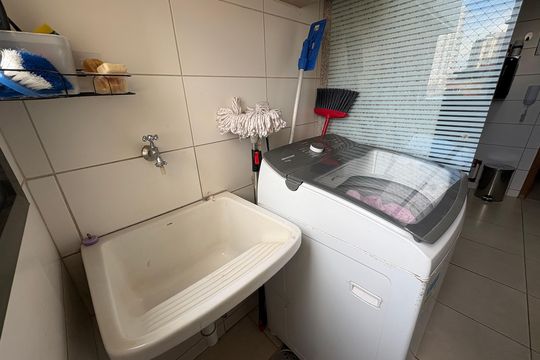 Área de Serviço de apartamento para alugar com 3 quartos, 76m² em Parque Amazonia, Goiânia
