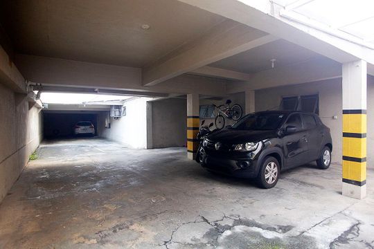 Área Comum - Box Garagem (rotativo - 01 vaga) de apartamento à venda com 2 quartos, 80m² em Santana, Porto Alegre