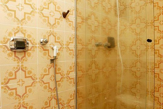 Banheiro 1 de apartamento à venda com 2 quartos, 80m² em Santana, Porto Alegre