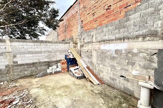 Quintal de casa para alugar com 0 quarto, 137m² em Vila Yolanda, Ferraz de Vasconcelos