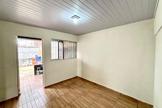 Casa para alugar com 0 quarto, 137m² em Vila Yolanda, Ferraz de Vasconcelos