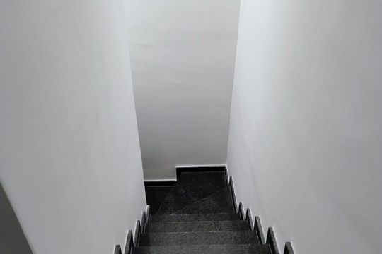 Escada de casa de condomínio para alugar com 3 quartos, 94m² em Jardim Ubirajara, São Paulo
