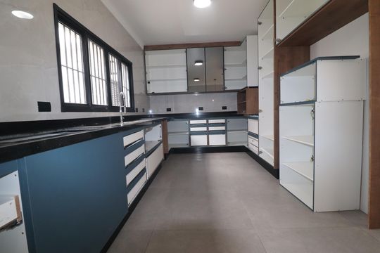 Cozinha de casa à venda com 3 quartos, 210m² em Vila Curuçá, Santo André