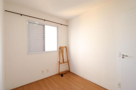Quarto 2 de apartamento para alugar com 2 quartos, 42m² em Bom Retiro, São Paulo