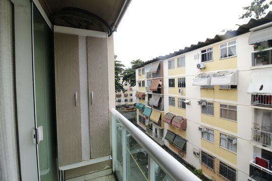 Varanda de apartamento à venda com 2 quartos, 60m² em Taquara, Rio de Janeiro