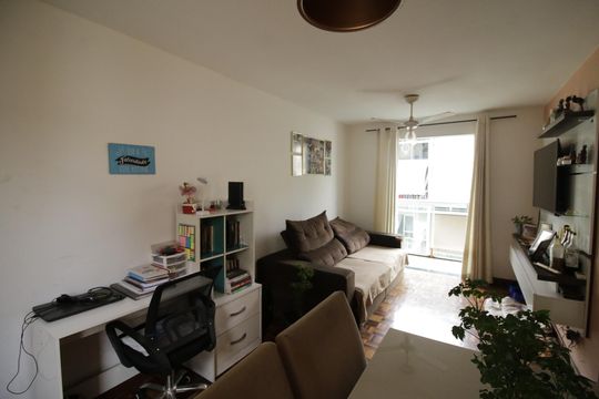 sala de apartamento à venda com 2 quartos, 60m² em Taquara, Rio de Janeiro
