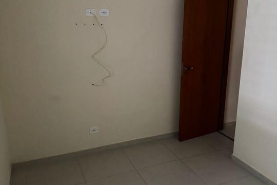 Sala de casa de condomínio para alugar com 1 quarto, 33m² em Parque Continental II, Guarulhos