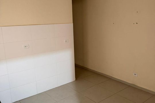 Cozinha de casa de condomínio para alugar com 1 quarto, 33m² em Parque Continental II, Guarulhos