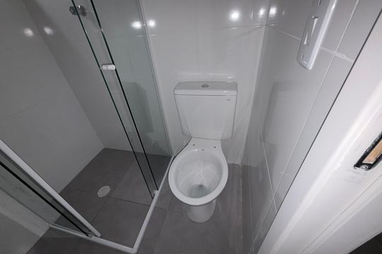 Banheiro de apartamento para alugar com 1 quarto, 40m² em Vila Prudente, São Paulo